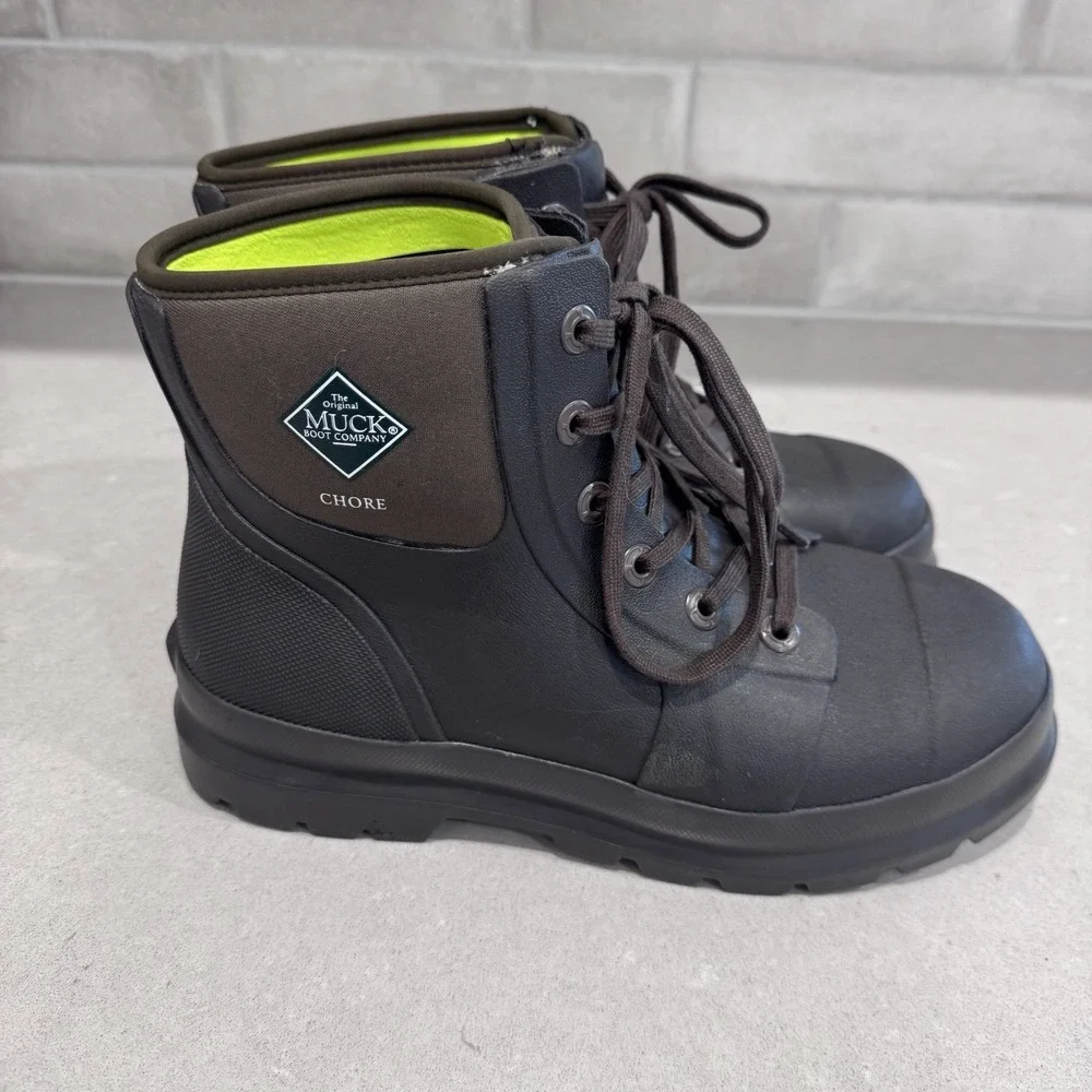 MUCK BROWN CHORE CLASSIC Boots for Versatile Comfort and Style Size 9M & W10